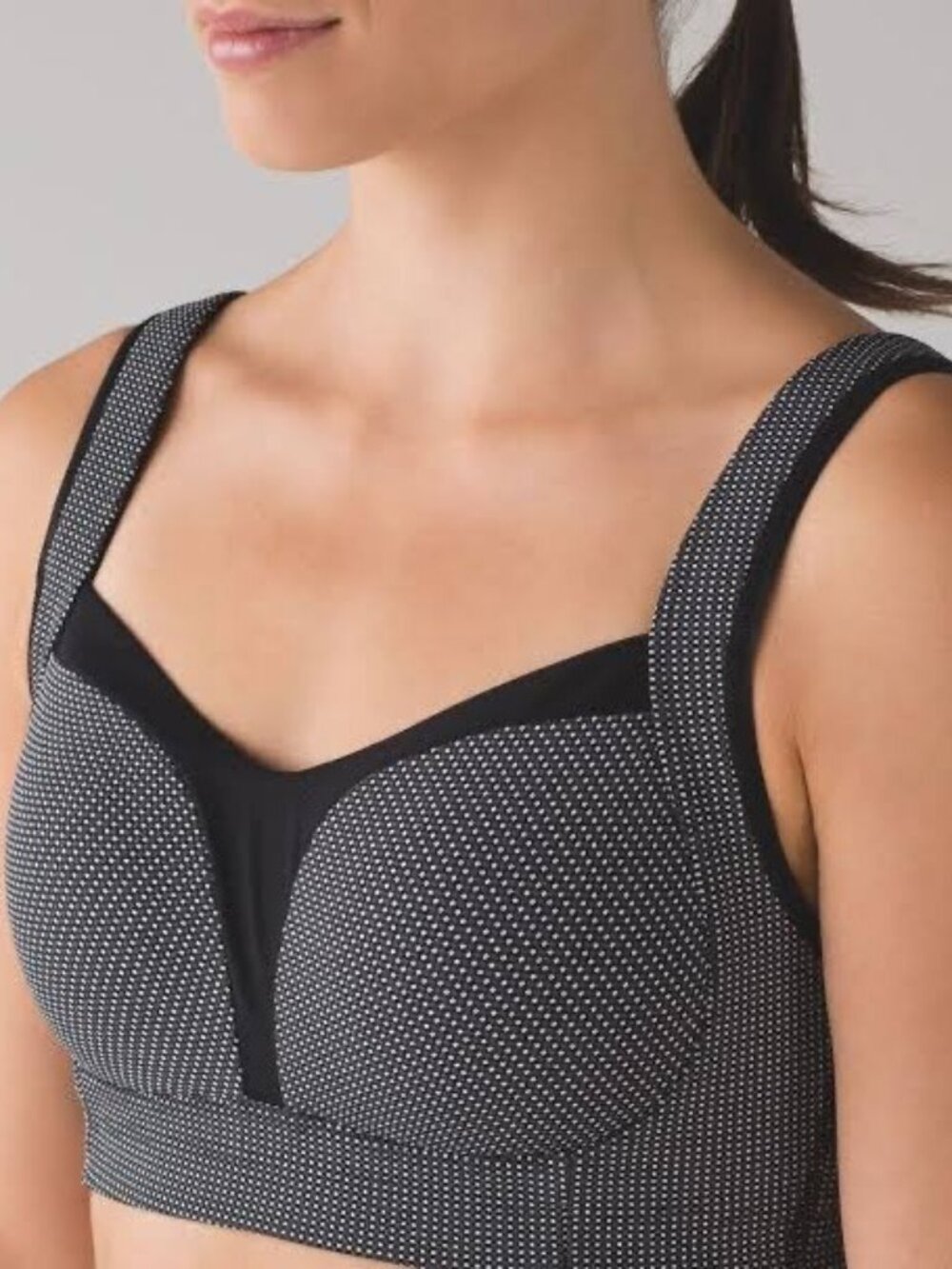 Lululemon Sports Bra Ta Ta Tamer III Black White Dotted 2XS Workout Athletic Gym